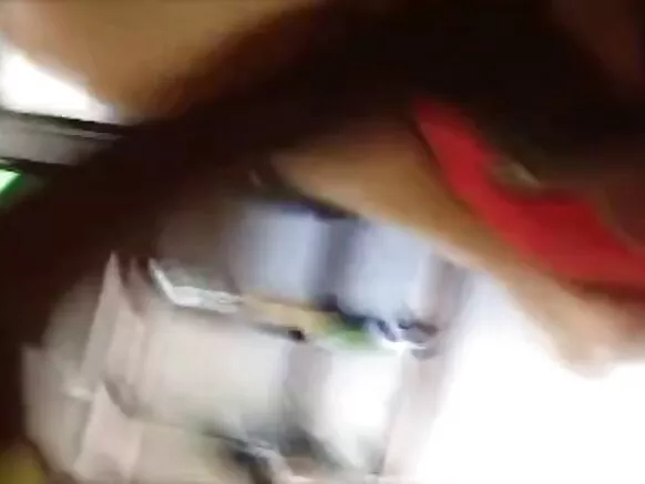 Afriknaajo ɓaleejo tranny jerks off golloowo 003.