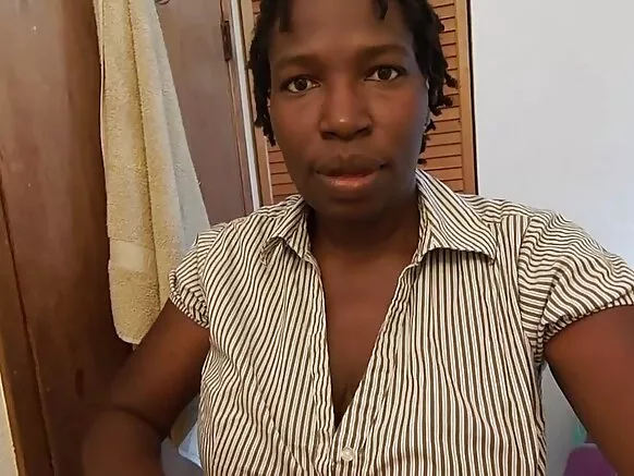 Ebony e ɓuuɓri mawndi heɓi kosam e video mum porno afriknaajo e nder hd.