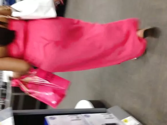 Fat ɓaleejo milf e pink yiyri lesbians ɓaleejo ina ɓuuɓna pussies rewrude e ɓoornungal.