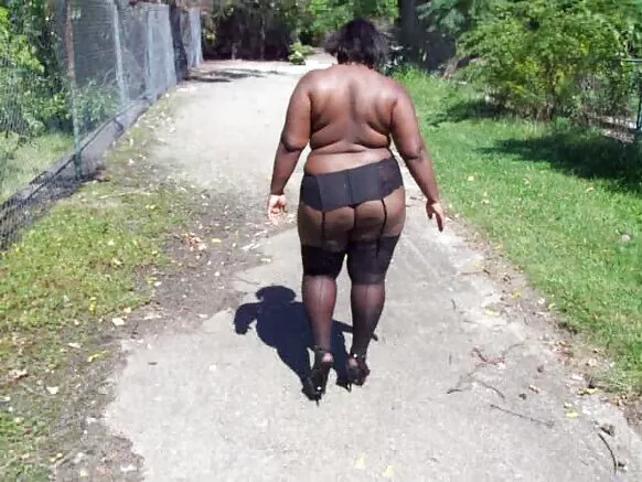 19 pt, bbw ɓaleejo e nder ɓuuɓri, wideyoo 3.